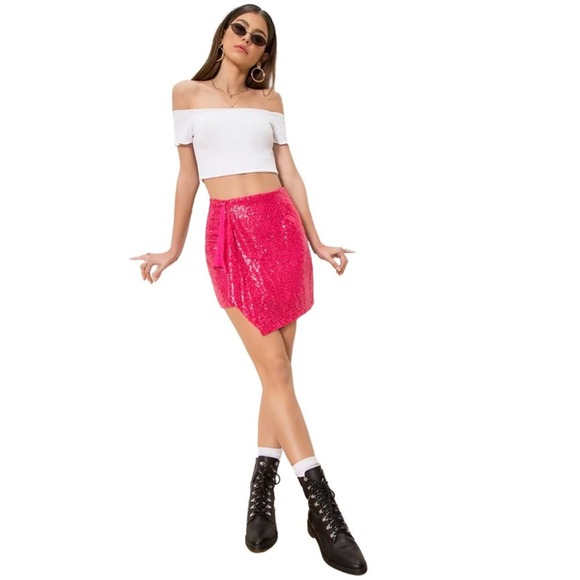 Superdown About Us Selma Sequin Skirt NWT Size Small - Picture 5 of 5